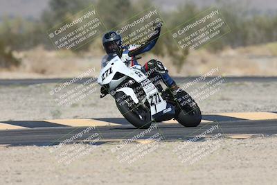 media/Nov-01-2025-CVMA (Sat) [[fc0f7531b8]]/Race 7-Formula Twins-Formula 40 UL/